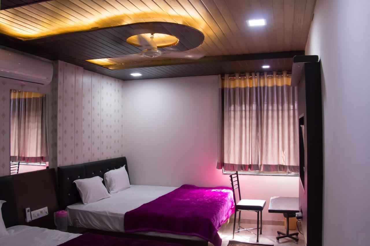 Ratlām Hotel Shree Palace And Restaurant المظهر الخارجي الصورة