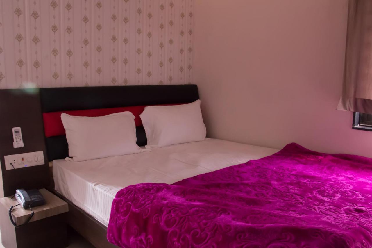 Ratlām Hotel Shree Palace And Restaurant المظهر الخارجي الصورة